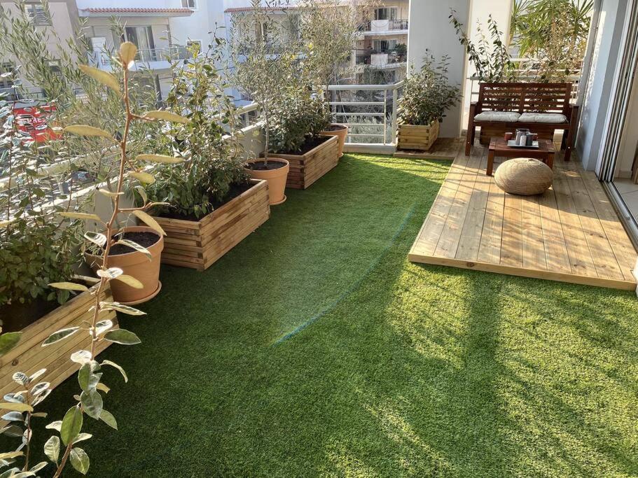 Spacious And Sunkissed 3Br & 2 Bathrooms Apartment Atene Esterno foto