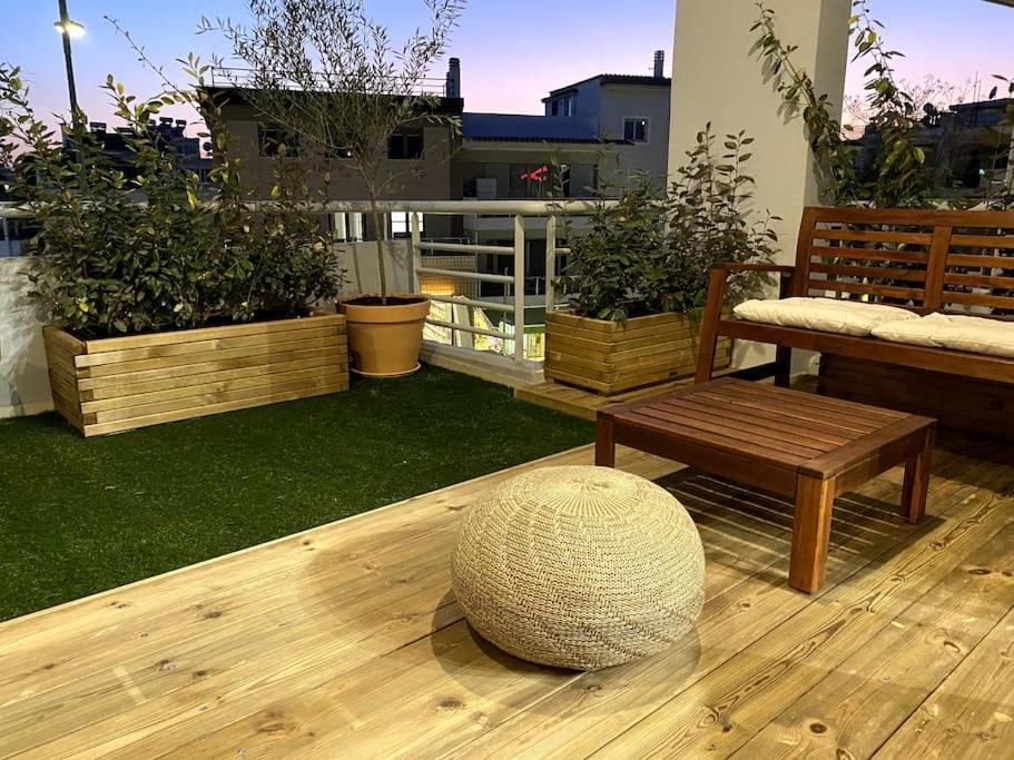 Spacious And Sunkissed 3Br & 2 Bathrooms Apartment Atene Esterno foto