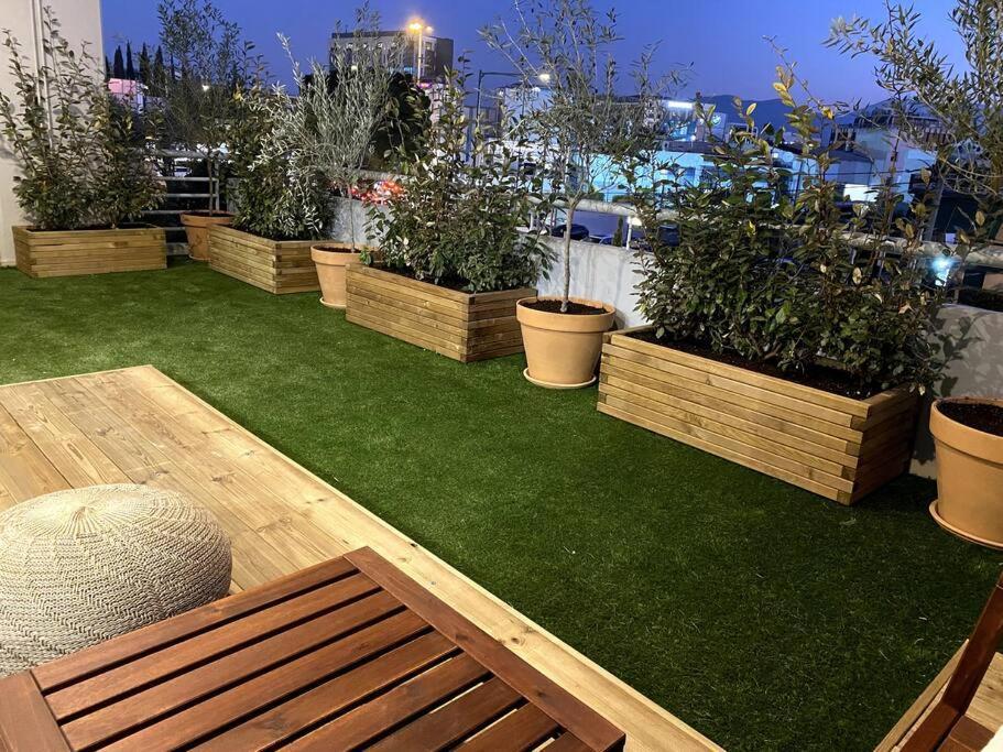Spacious And Sunkissed 3Br & 2 Bathrooms Apartment Atene Esterno foto