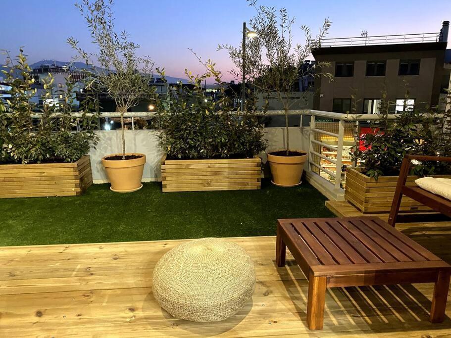Spacious And Sunkissed 3Br & 2 Bathrooms Apartment Atene Esterno foto